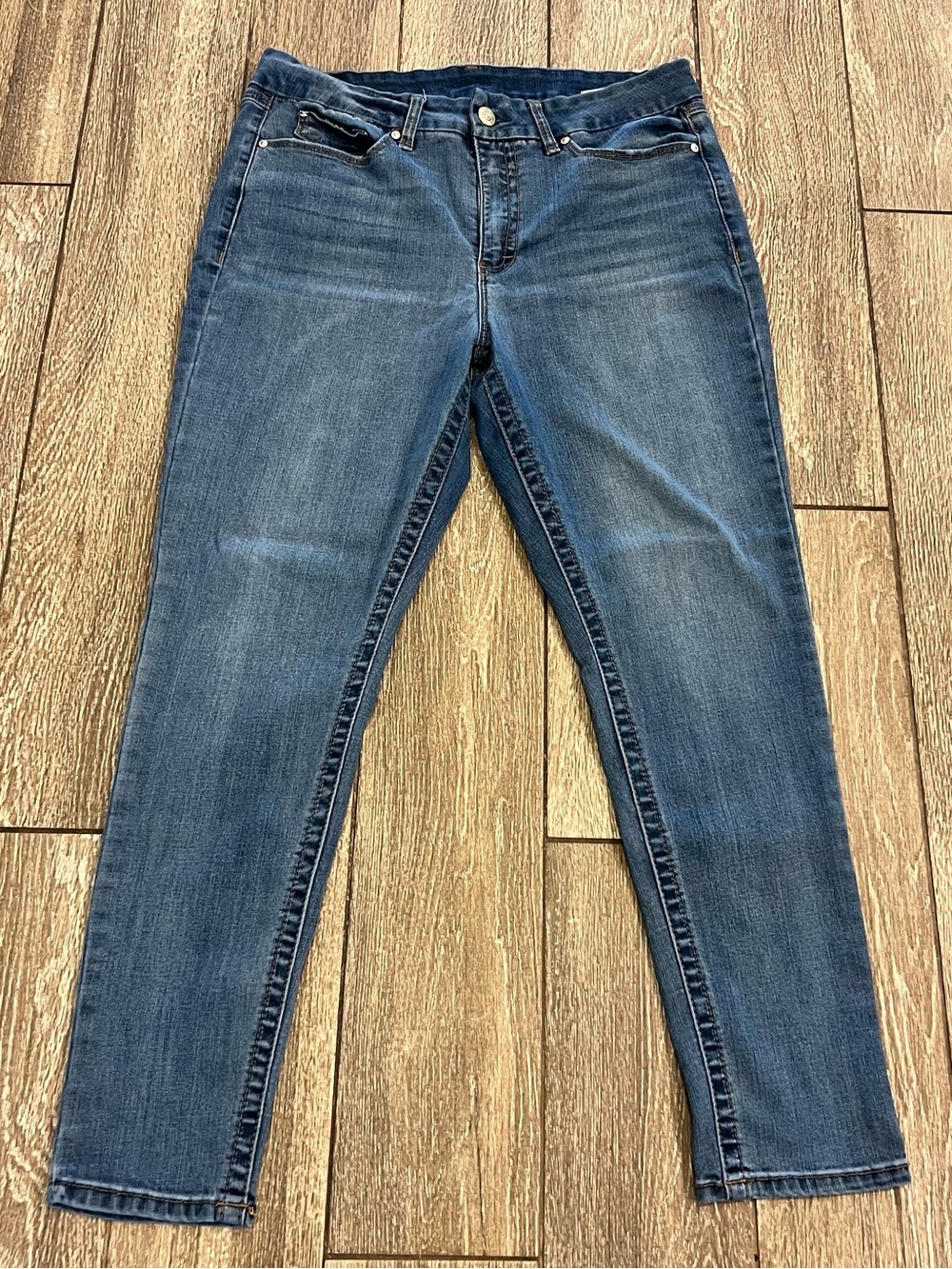 Seven7 Women's Skinny Jeans Size 14 Medium Wash Stretch Denim RN 109890